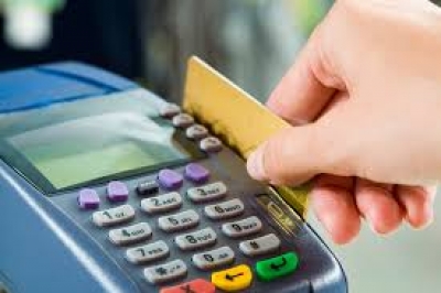 Estou inadimplente com o cartão de crédito e achando os juros excessivos. Posso pedir revisão?